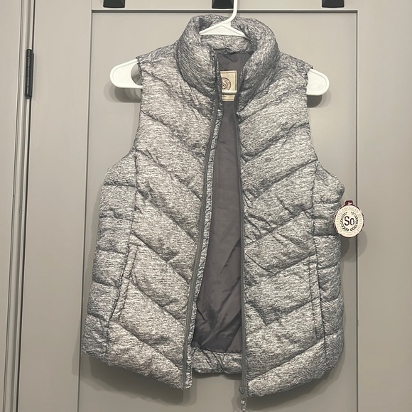 SO Jackets & Blazers - NWT Grey Puffer Vest Medium
